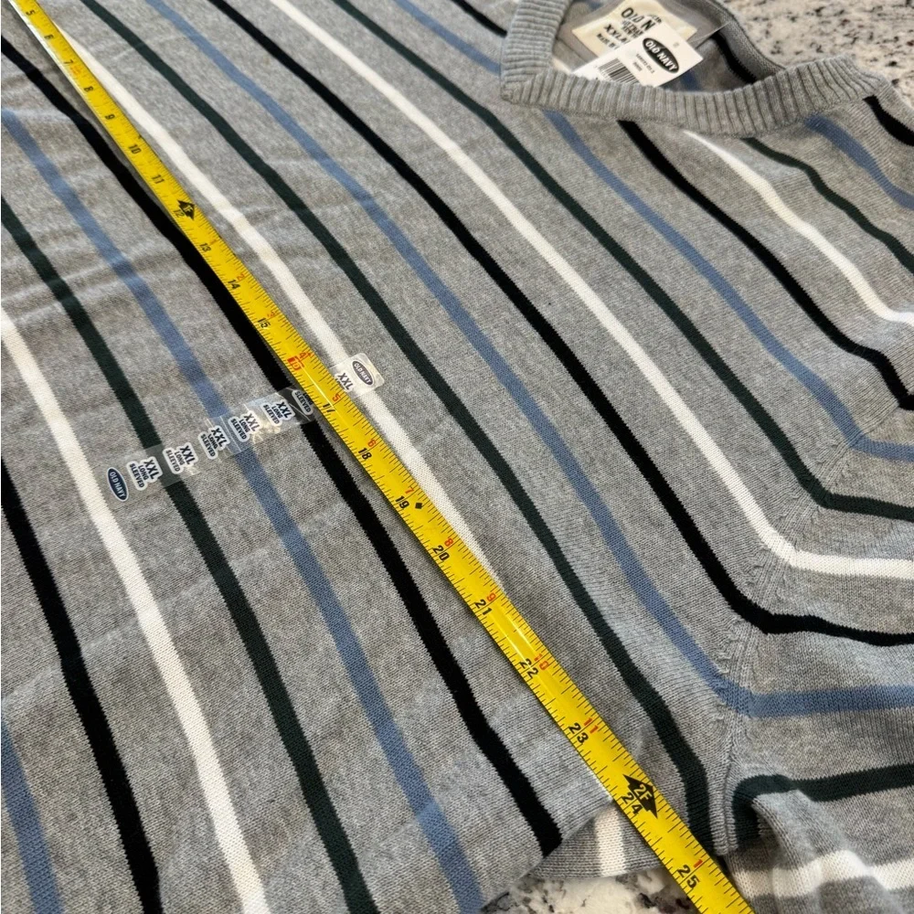 NWT Striped V-Neck Sweater XXL Gray Blue Black Lightweight Pullover